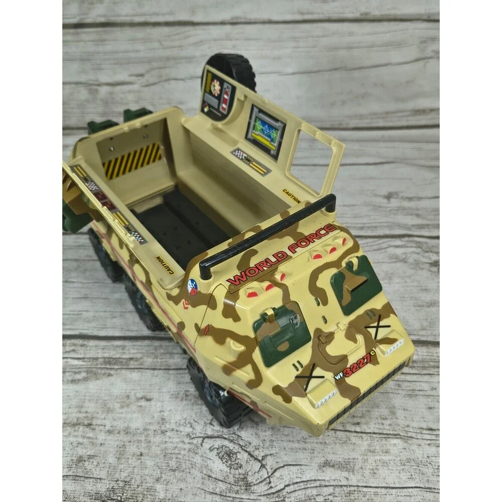 Vintage 1996 Lanard The Corps! World Force APC Armoured Personnel Carrier